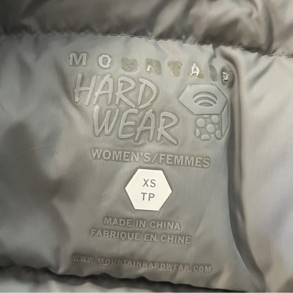 Mountain Hardware Down Vest - Picture 3 of 12